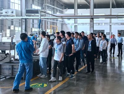 技術交流促發(fā)展，專家蒞臨共探新能源電驅動新篇章——記新能源電驅動行業(yè)專家一行到訪人本蕪湖園區(qū)